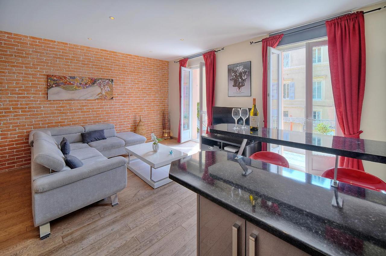Apartment Moderne 3 Pieces Idealement Situe Centre De L! A2b22 Cannes