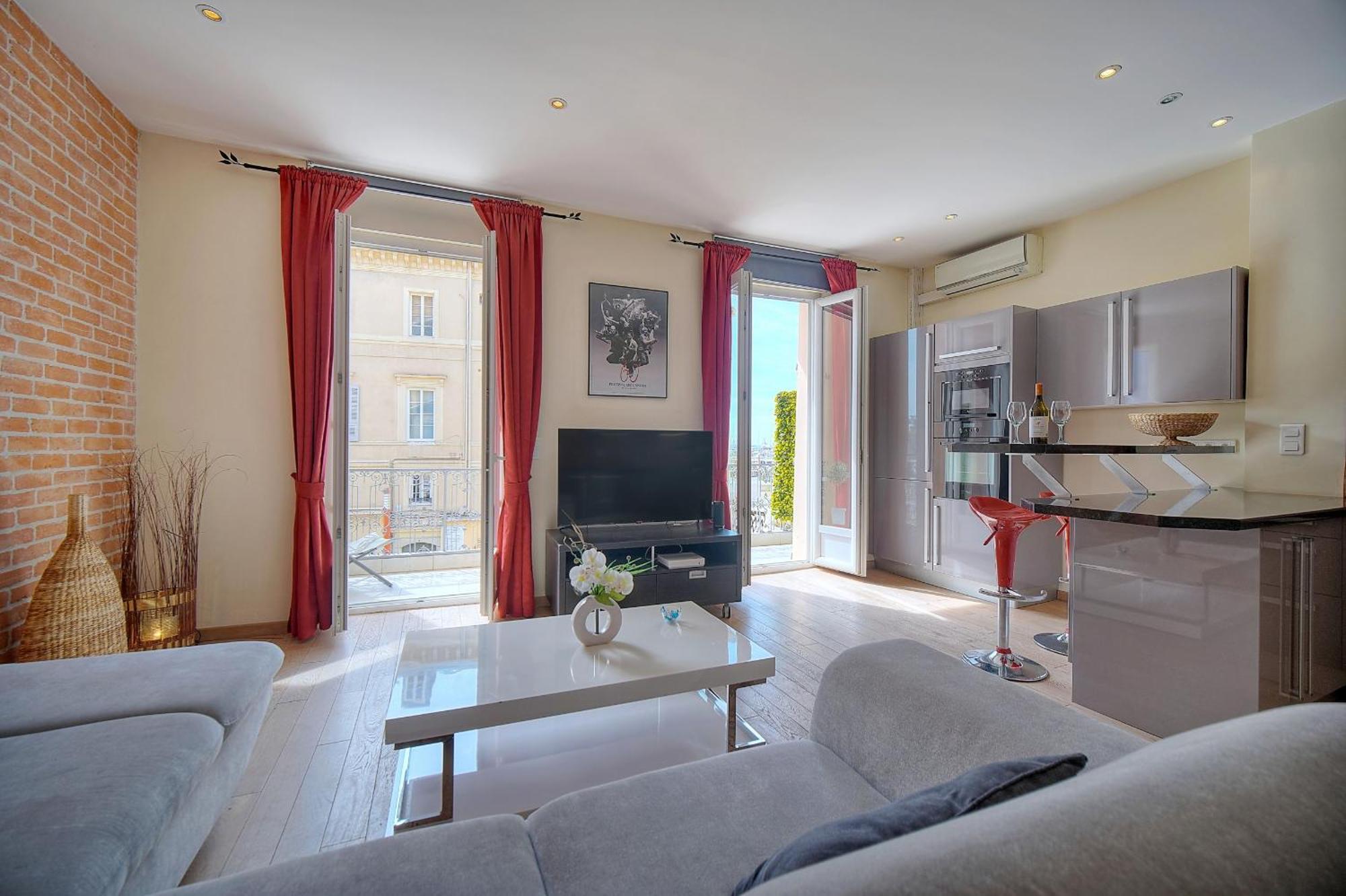 Moderne 3 Pieces Idealement Situe Centre De L! A2b22 Apartment