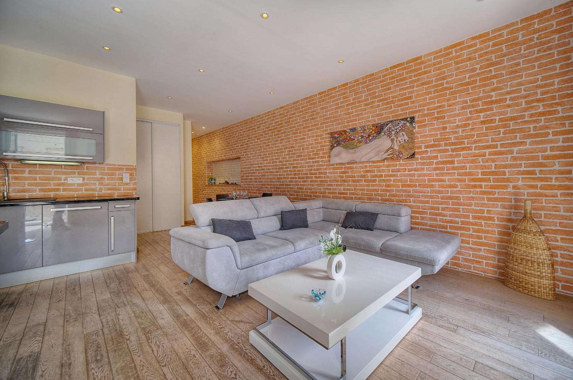 Apartment Moderne 3 Pieces Idealement Situe Centre De L! A2b22